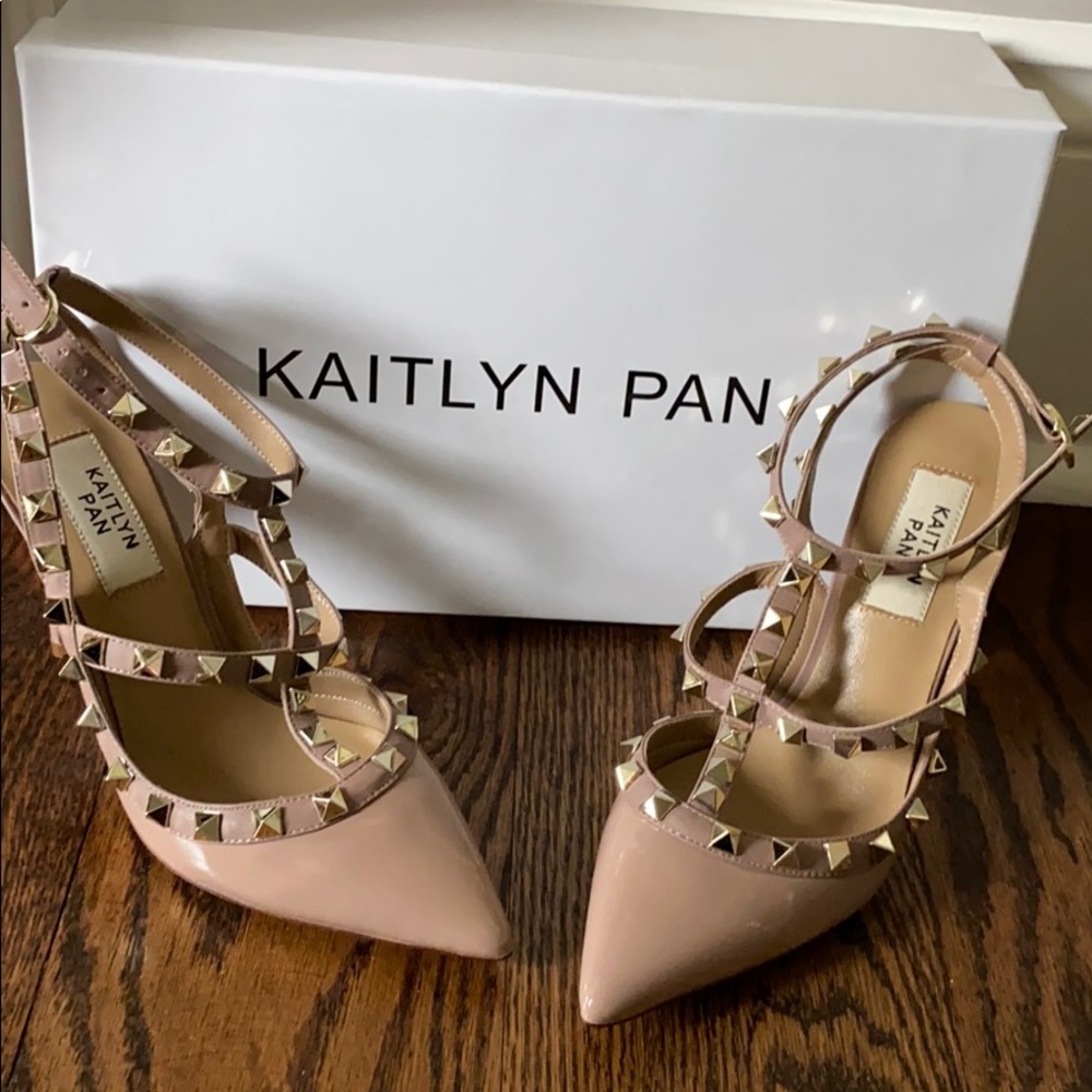 Kaitlyn Pan Rock Stud Stiletto Pumps 5.5 M